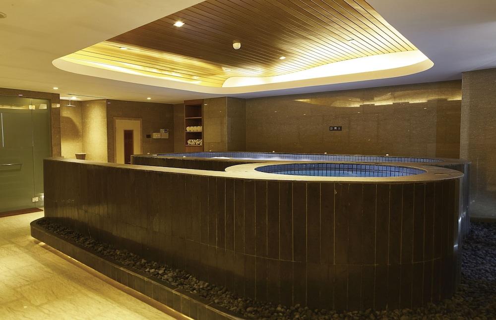 Alila Solo Hotel Exterior photo